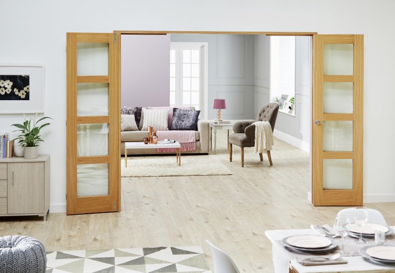 Frenchfold doors with sidelights folded back